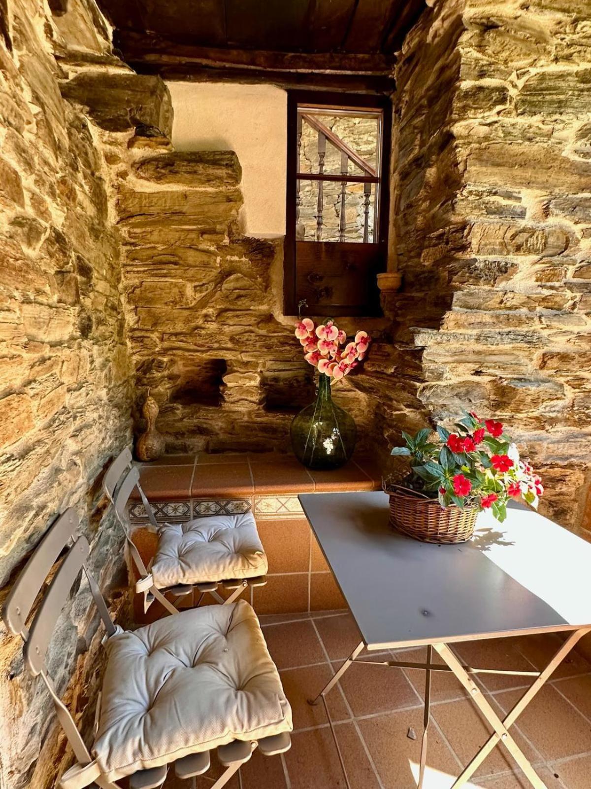 Casa Boral- Comfort Exclusivo En Plena Naturaleza - Valle Del Silencio Manzanedo de Valdueza Luaran gambar